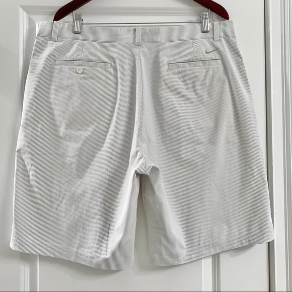 Nike Golf Tour Performance Striped Shorts - Picture 7 of 9